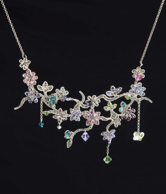 In fiore - Collana con cristalli Swarovski